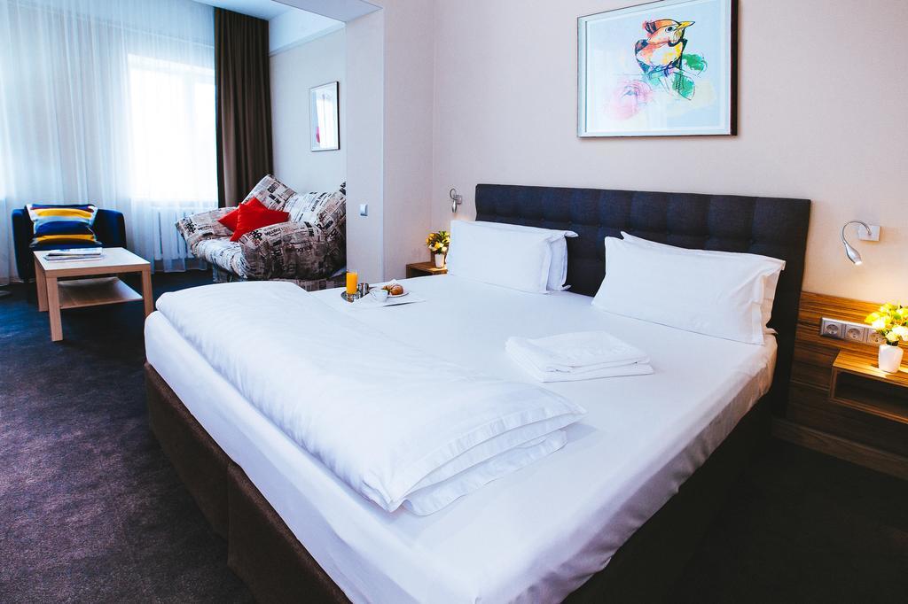 Torgay Hotel Akmola Esterno foto